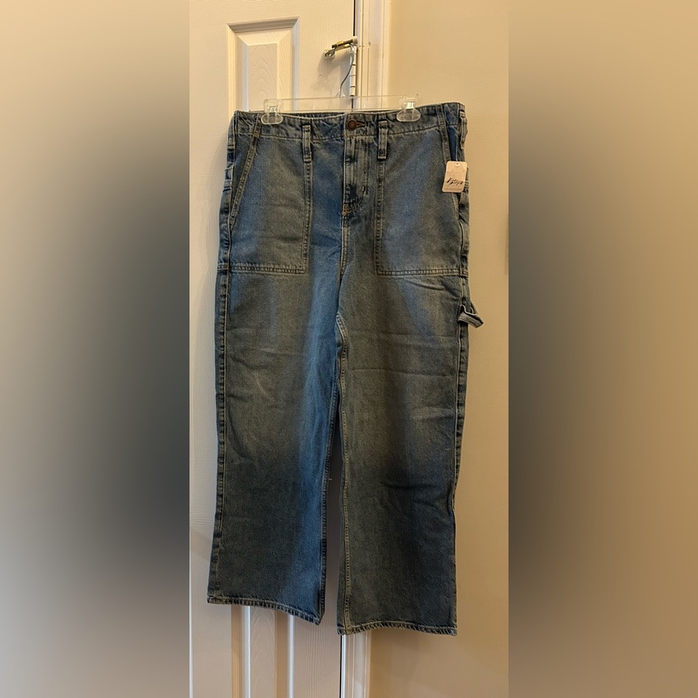 Free People Major Leagues Mid Rise Cuffed Cropped Jean - Picture 7 of 10